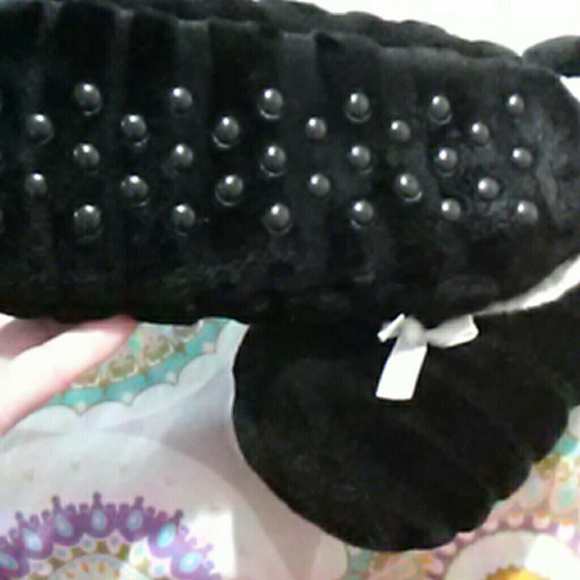 Slippers - Picture 3 of 3